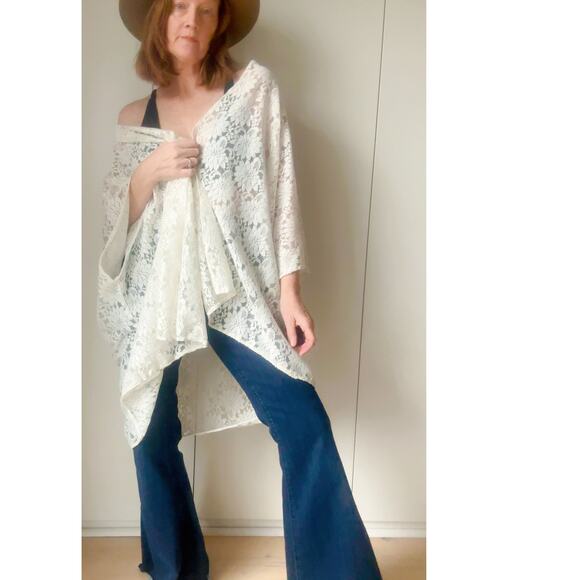 Vintage Lace Kimono Jacket Wrap Shawl White Multi Fit Size Bohemian Hippie - Picture 6 of 9